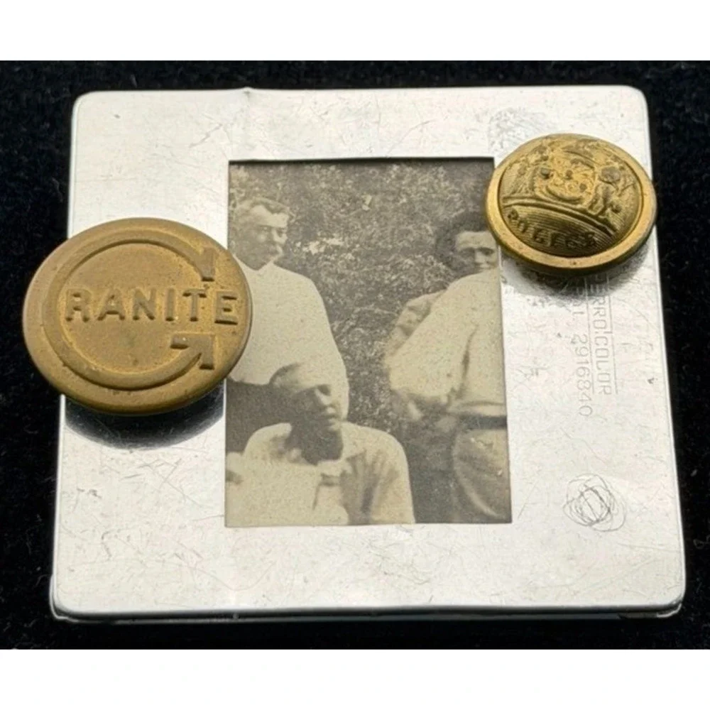 Vintage Brooch Old Photo Framed Swiss Perro Color Photographic Collectable 2